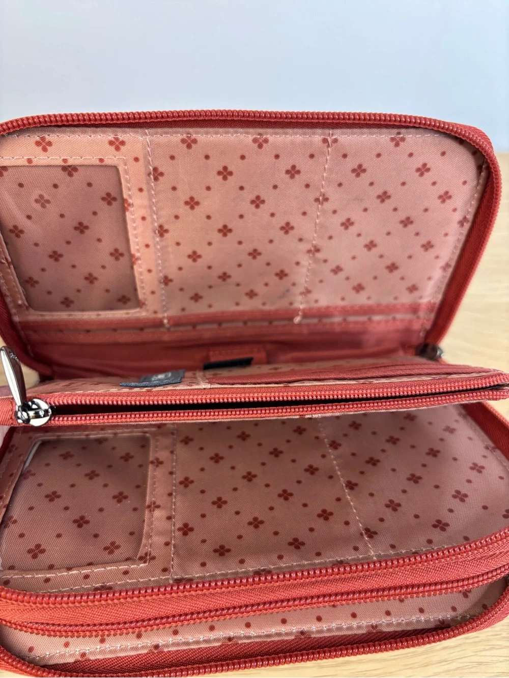Lug Quickstep Convertible Wallet Crossbody Pink Rose Colorway
